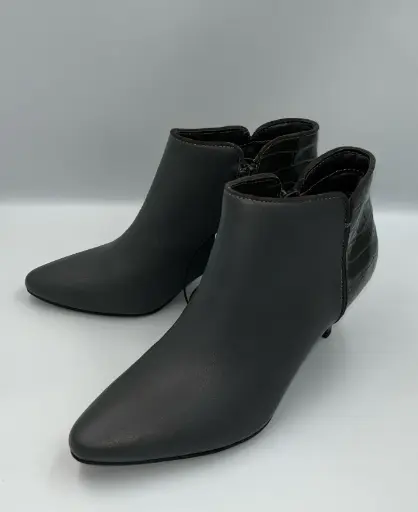 [East Fifth East 5Th Womens Freya Kitten Heel Booties - DARK GREY 9 MEDIUM] Botines De Tacón Bajo Freya Para Mujer De East Fifth East 5Th - Gris Oscuro 9 Mediano | TRG191579363