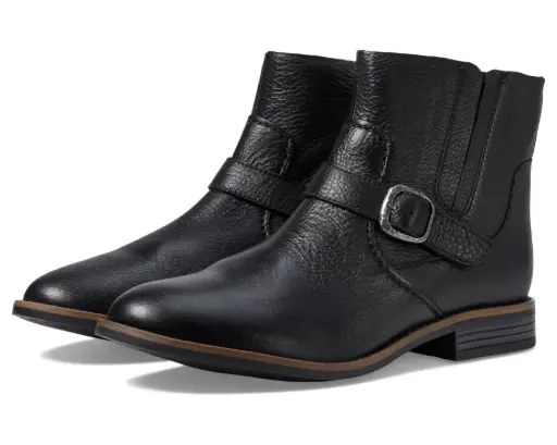 [Clarks Of England Clarks Womens Camzin Loop Flat Heel Booties - BLACK 7 WIDE] Clarks Of England Botines De Tacón Plano Con Lazo Camzin Para Mujer - Negro 7 Ancho | TRG185052714